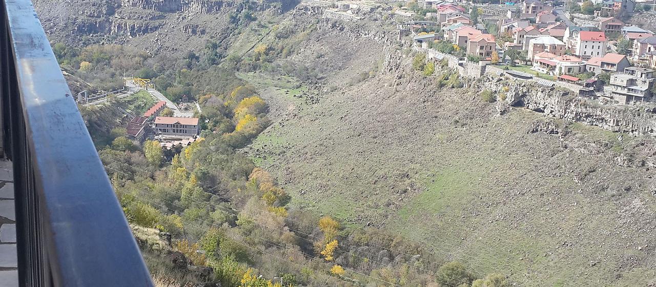 Ossanna Hotel Ереван Экстерьер фото