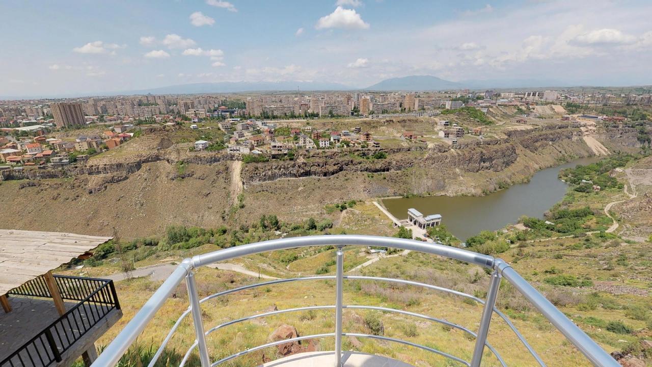 Ossanna Hotel Ереван Экстерьер фото